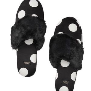 victoria’s secret slippers